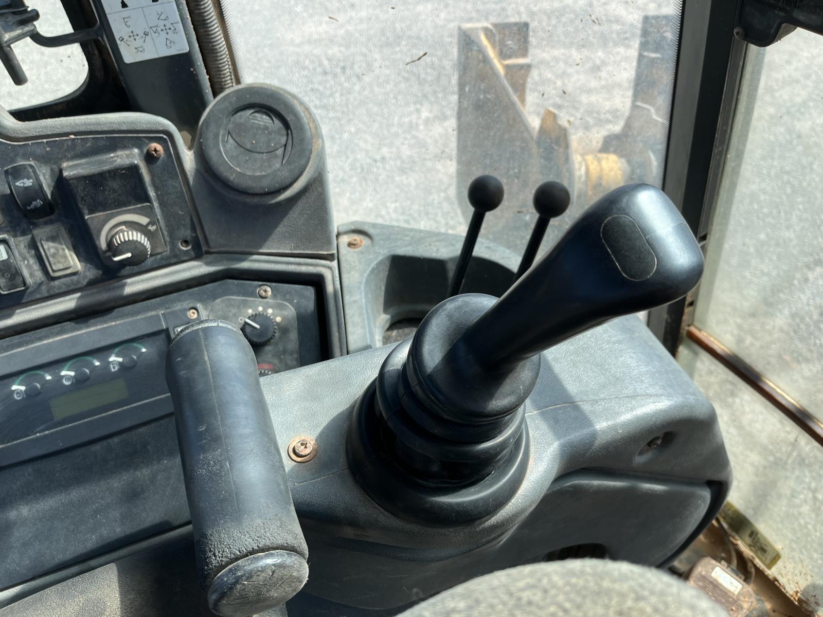 ./imagenes/INVOICE/2019/17610/RETROEXCAVADORA JOHN DEERE 310J (20).JPG